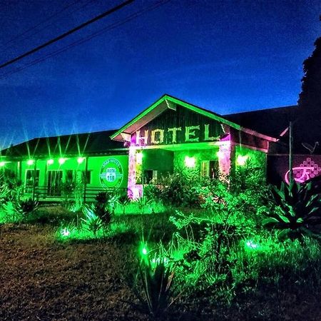 Road House Rota 118 Motorcycle Hotel Alto Paraíso de Goiás Zewnętrze zdjęcie